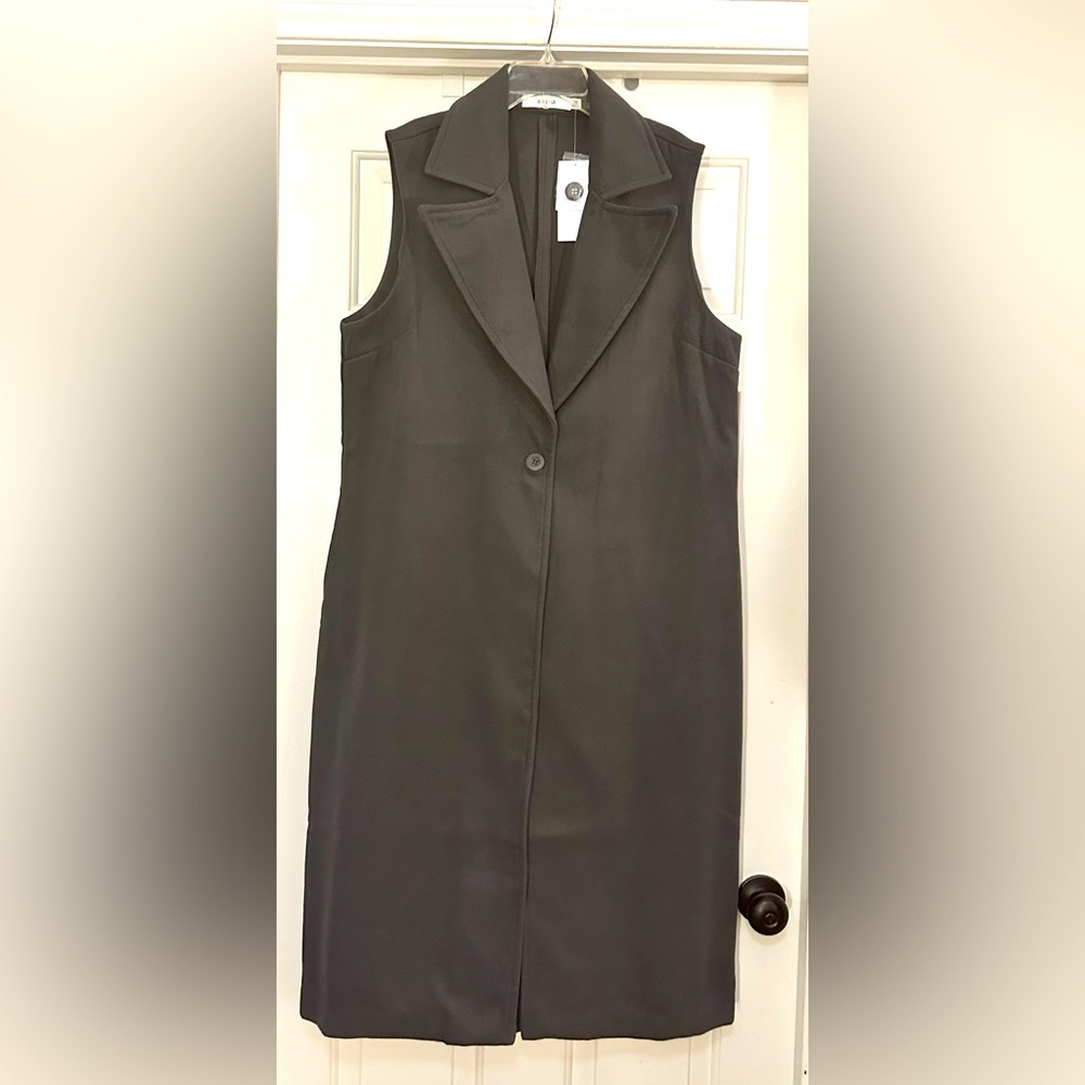 NWT Gray XXL Long 100% Polyester JUSTFAB Vest. Pockets/Stitched back slit.